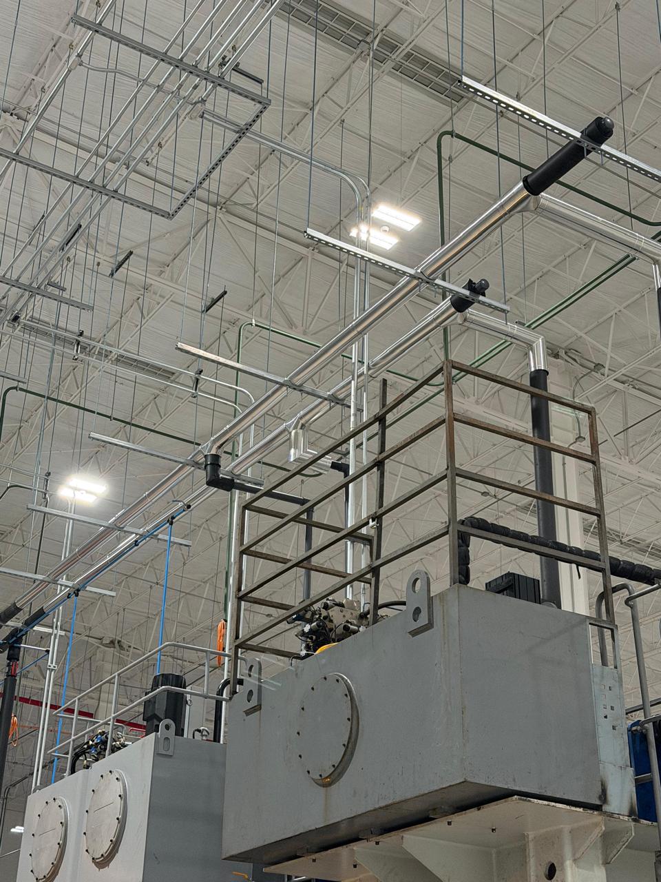 Fabricación, montajes y estructuras metálicas — Estructuras / Soldadura / Montajes en campo (1/8)